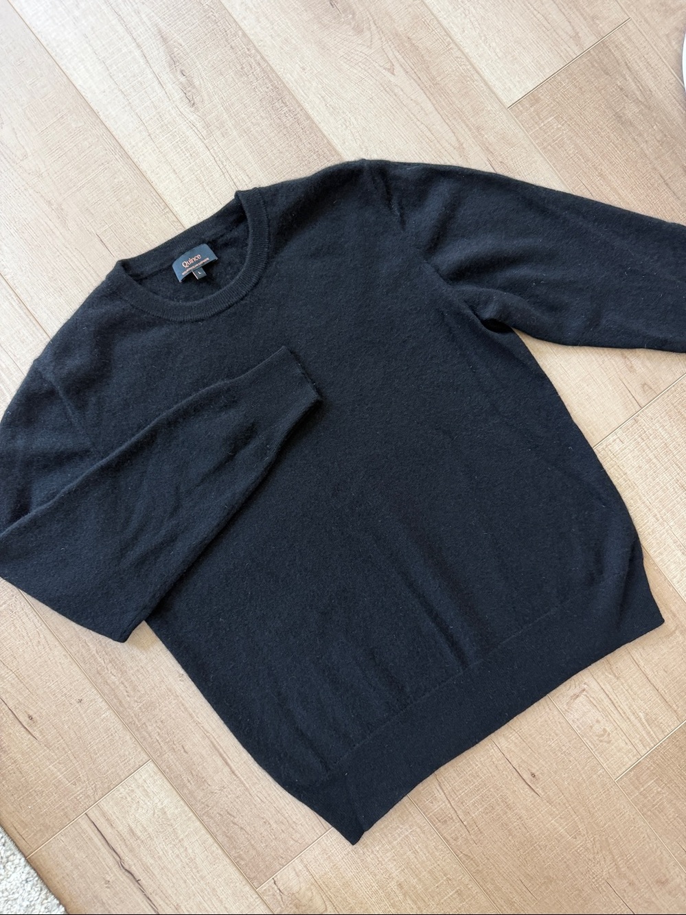 Quince Women’s 100% Mongolian Cashmere crew neck Sweater-Black-Size Large